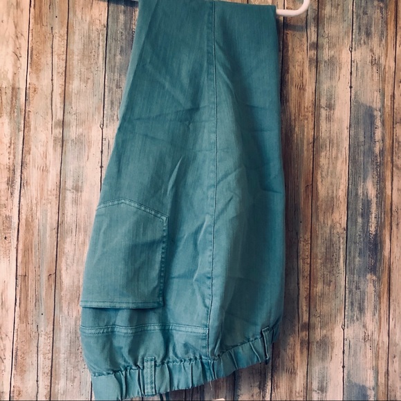 NWT Stretch Jean - Picture 1 of 3